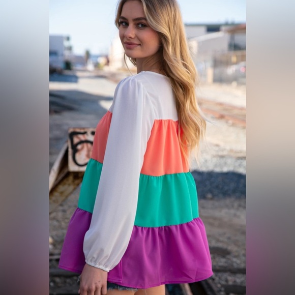 Ivory & Peach Woven Crepe Tiered Blouse - Picture 4 of 13